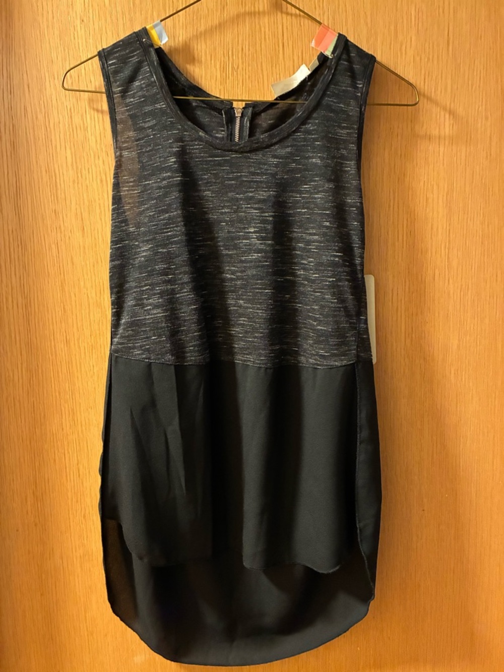 Sleeveless Two-Tone Black Tank Top